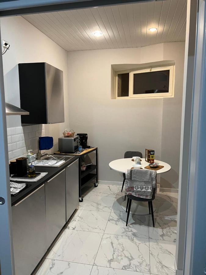 Central Station And City Rooms Link "13 Apartment" Amalfi Coast , 살레르노 외부 사진