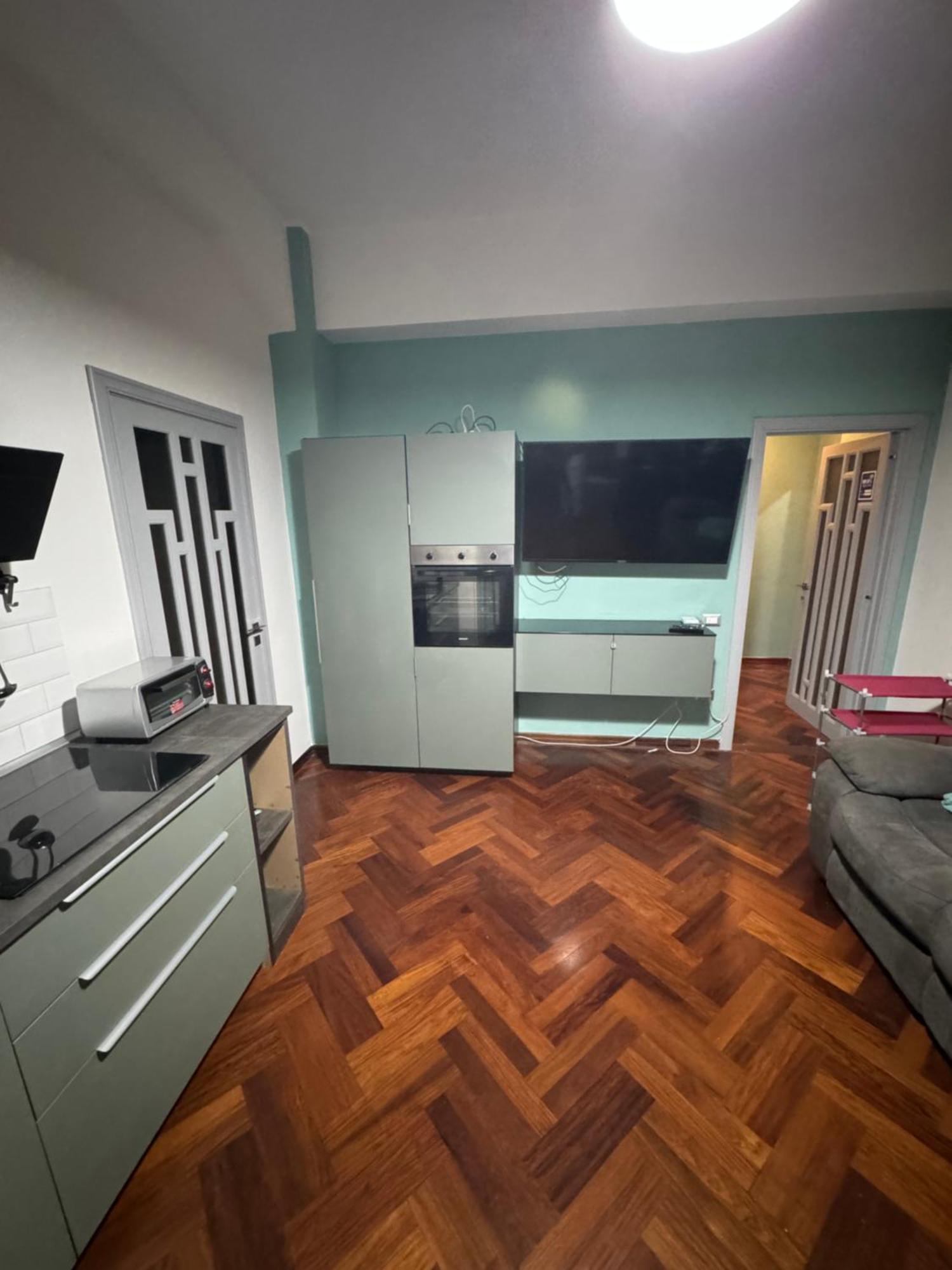 Central Station And City Rooms Link "13 Apartment" Amalfi Coast , 살레르노 외부 사진